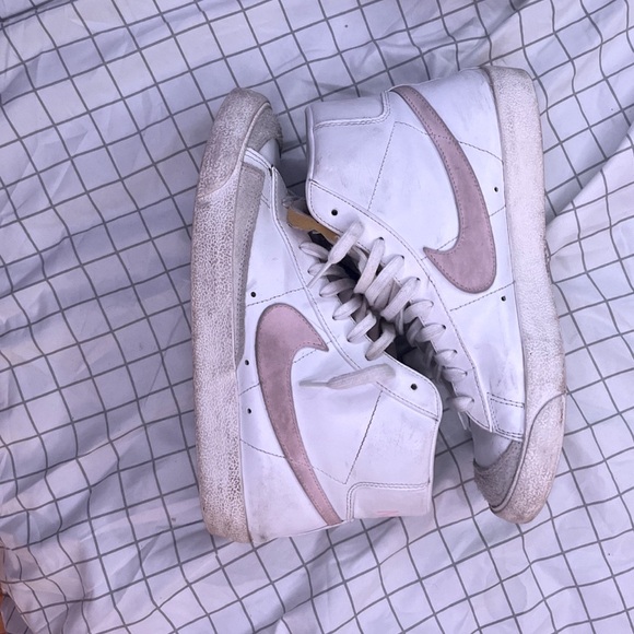 Pink Nike Blazer 77' - Picture 1 of 1